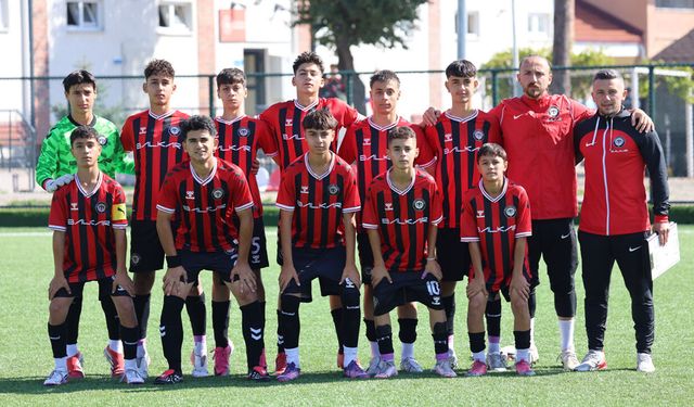 Arca Çorum FK Akademi’den Bolu’da çifte zafer