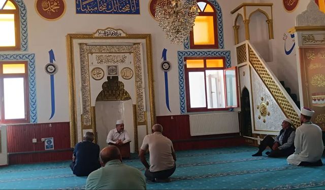 Müftü Eroğlu’ndan Mehmetbeyli Köyü’ne ziyaret