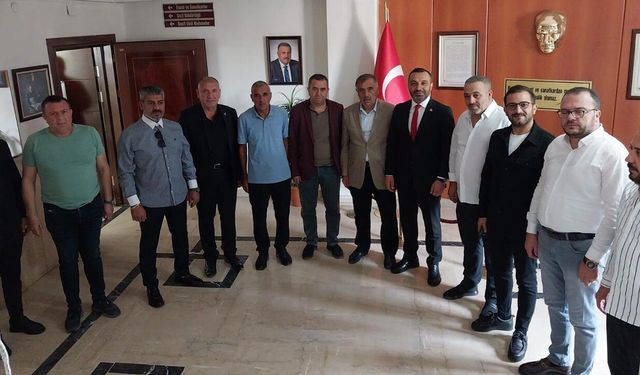 Fahri Yandık’tan ÇESOB Başkanı Recep Gür’e ziyaret