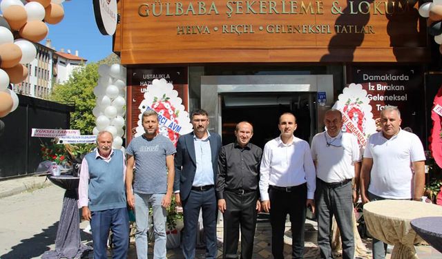 “Gülbaba Şekerleme ve Lokum” satış mağazasını ziyaret etti