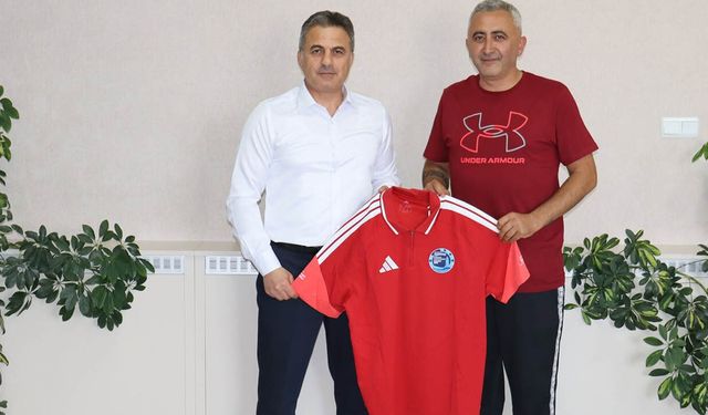 Çetin Koçak, Milli Takım antrenörü olarak görev yaptı