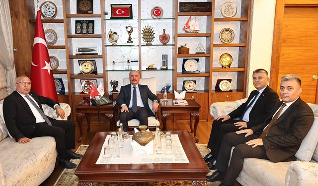 Türk Büro-Sen’den Vali Ali Çalgan’a ziyaret