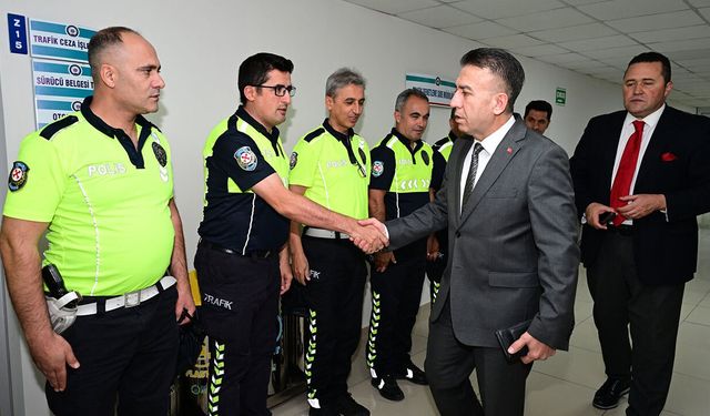 Arif Pehlivan, Çorum Emniyet Müdürlüğü personeliyle vedalaştı
