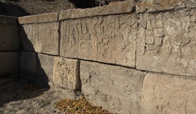 Buldozer çalışmasında tesadüfen bulundu: 3 bin 250 yıllık Hitit haritası ortaya çıktı!