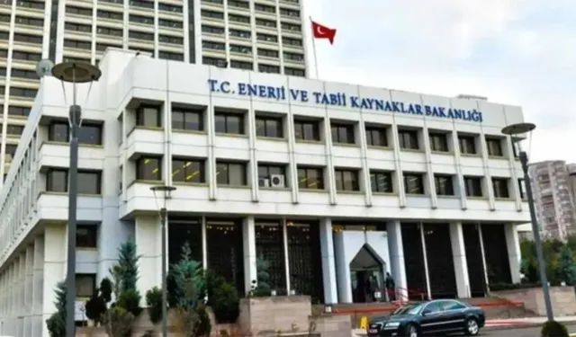 YKS'de derece yapanlar yaşadı: Bakanlık tam 500 öğrenciye bu parayı ödeyecek!
