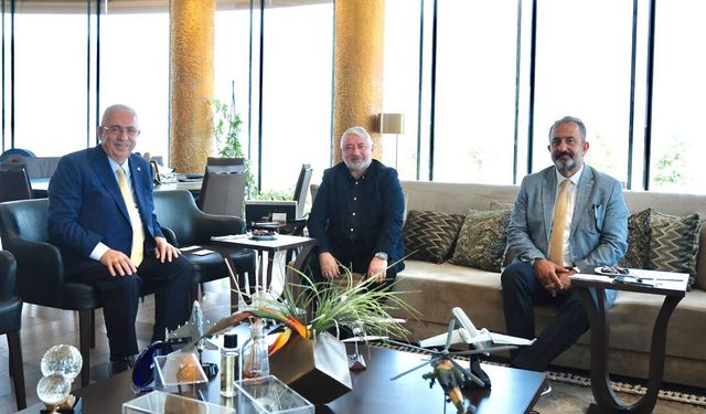 Çorum Belediye Başkanı Halil İbrahim Aşgın’dan Ahmet Ahlatcı’ya ziyaret
