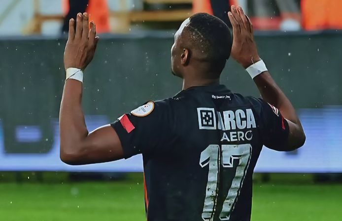 Mame Thiam penaltıda durdurulamıyor