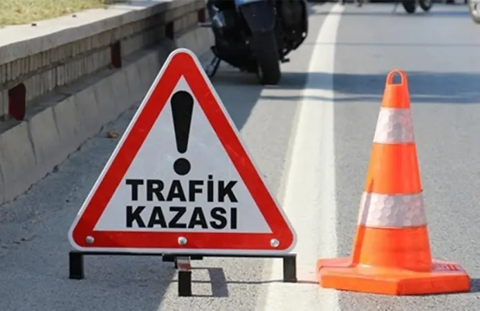 Buharaevler’de feci kaza: 3 kişi yaralandı