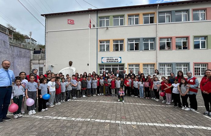 Oğuzlar'da öğrencilere Kızılay tanıtıldı
