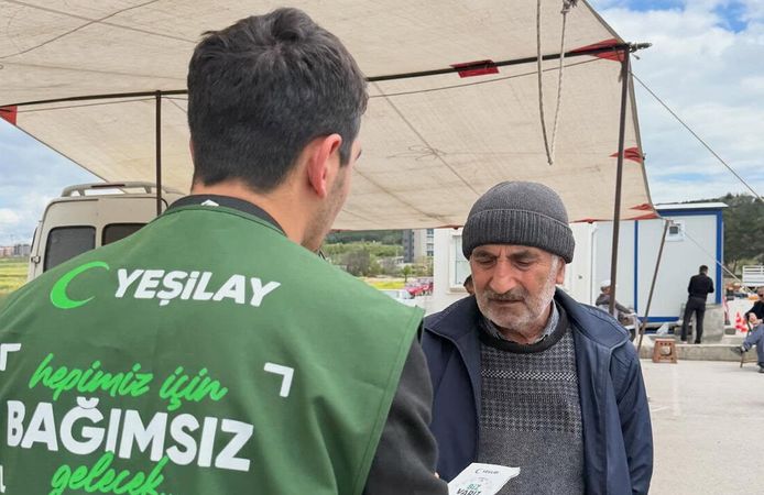 Yeşilay’dan Çarşamba Pazarı’nda bağımlılıkla mücadele çalışması