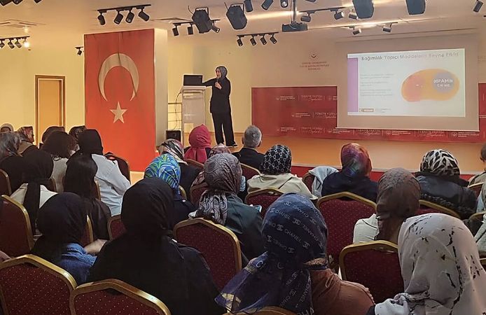 Aile ve Sosyal Hizmetler İl Müdürlüğü’nde personel eğitimleri sürüyor