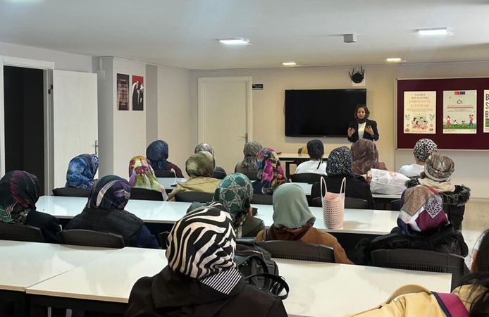 Çorum Barosu’ndan “Aile Hukuku” seminerine destek