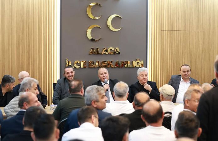 MHP’liler bayramlaştı