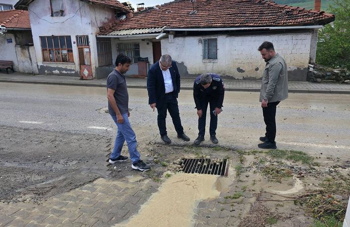 Bayat’ta aşırı yağış sonrası ekipler sahaya indi