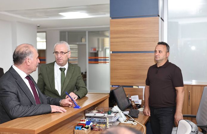 Vali Ali Çalgan’dan Kadastro Müdürlüğü’ne ziyaret