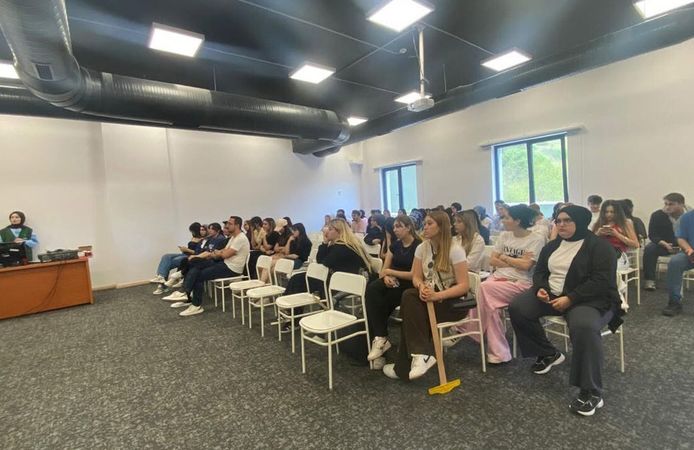 İskilip MYO’da bağımlılıkla mücadele eğitimi düzenlendi