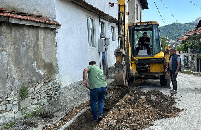Su kayıplarını önleyecek çalışma başladı: Yeni hat döşeniyor