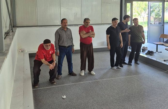 Huzurevinde Bocce Turnuvasına yoğun ilgi