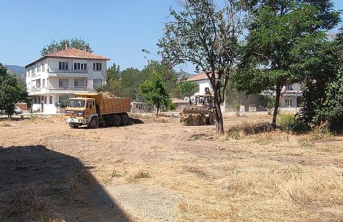 Osmancık’ta yangın riskine karşı temizlik