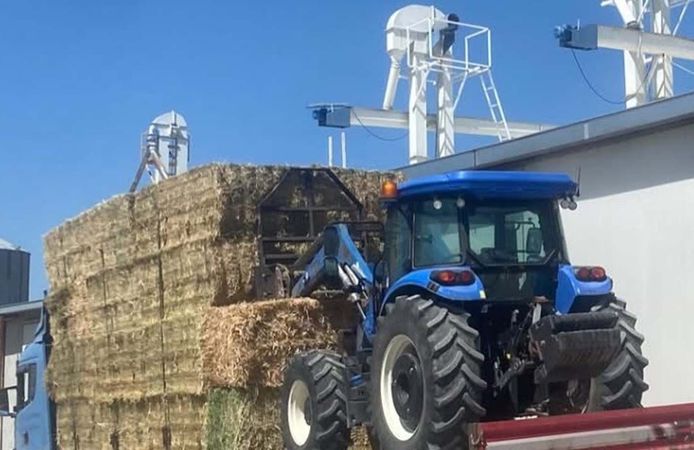 Çorum'da üreticilere balya desteği sürüyor