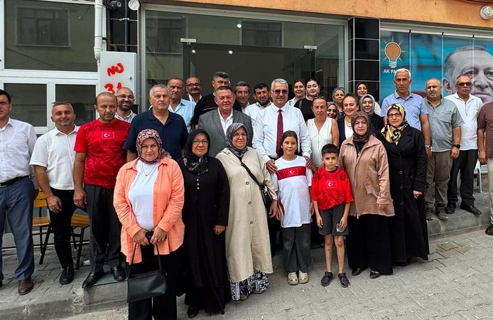 Ahlatcı Kargı’da muhtarlarla bir araya geldi: Talepleri tek tek not aldı