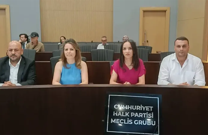 Çorum Belediye Meclisinde yeni dönem: Parti değişikliği oturma düzenine yansıdı