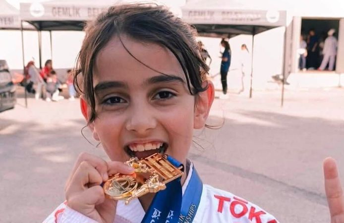 Çorumlu Hiranur’dan rakiplerine geçit yok