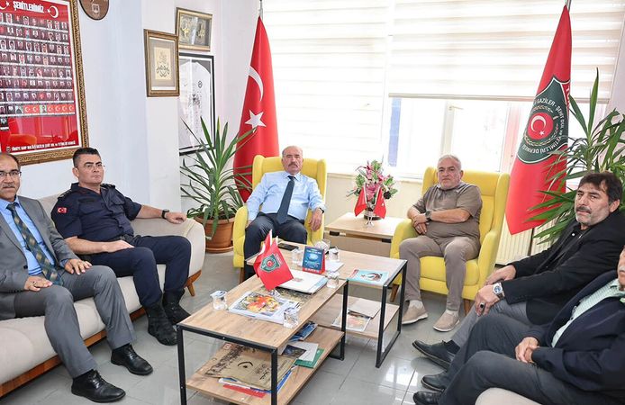 Vali Çalgan’dan şehit ve gazi yakınları derneklerine ziyaret