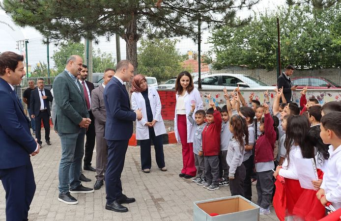 Alaca’da İlköğretim Haftası törenle kutlandı