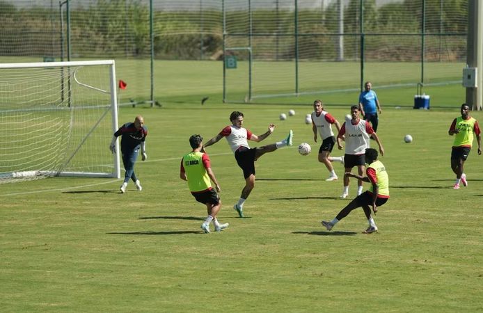 Çorum FK, Antalya kampında çift antrenman yaptı