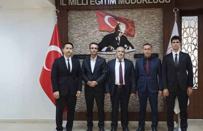 Çorum Eğitiminde Fikir Alışverişi: Mektebim Yöneticileri Sahada