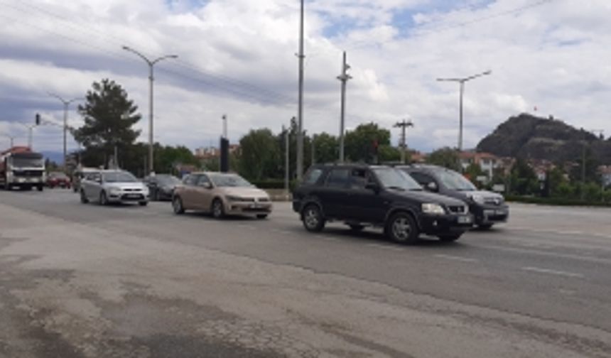 Osmancık'ta bayram dönüşü yoğunluğu başladı