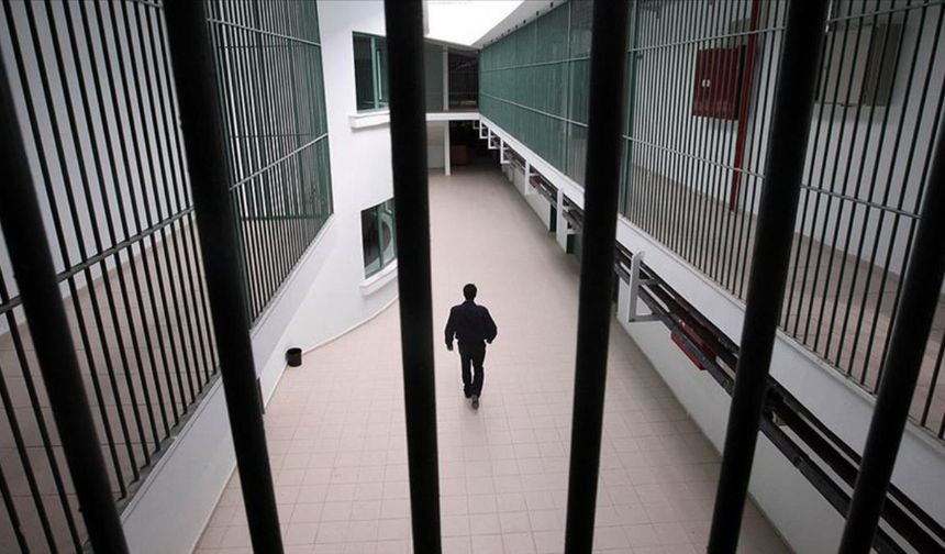 Mahkumların Covid-19 izinleri 2023'e uzatıldı
