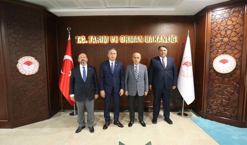 Çorum çiftçisinin talep ve istekleri Bakan'a iletildi