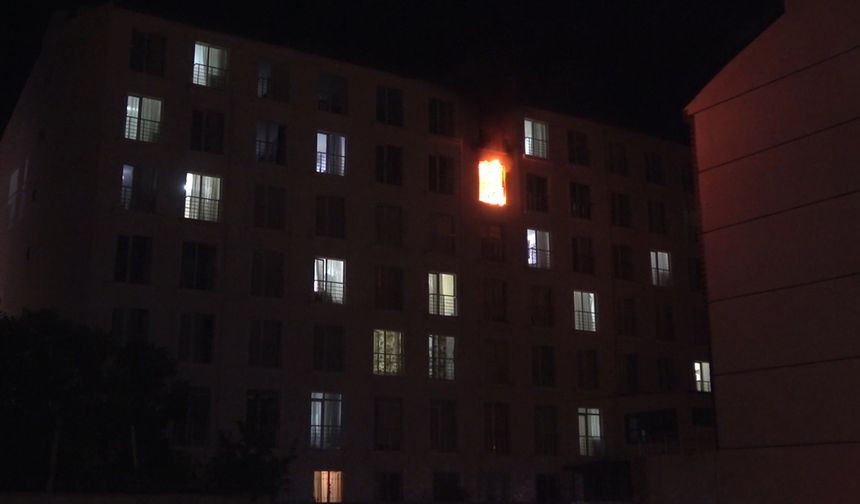 Kırıkkale'de korkutan yangın: Mahsur kalan vatandaş 5. kattan atladı