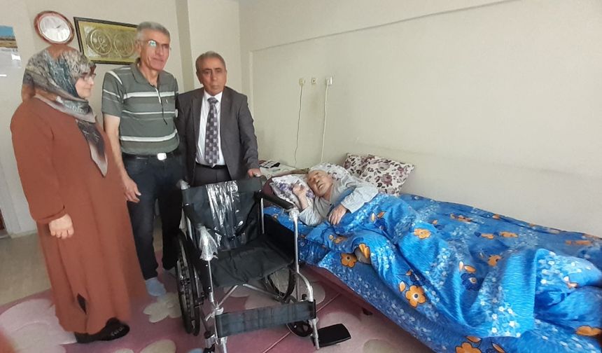 Ahmet Sami Ceylan, bir engelli vatandaşı daha sevindirdi