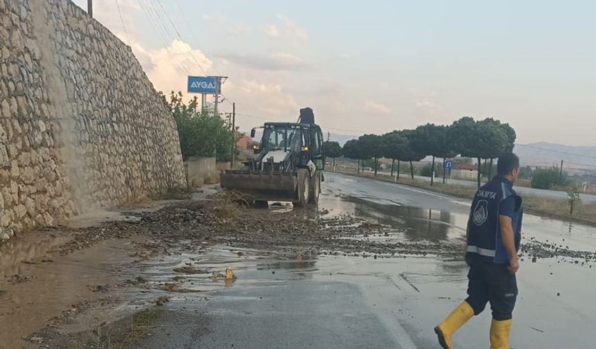 Bayat Belediyesi aşırı yağışlar nedeniyle önlemini aldı
