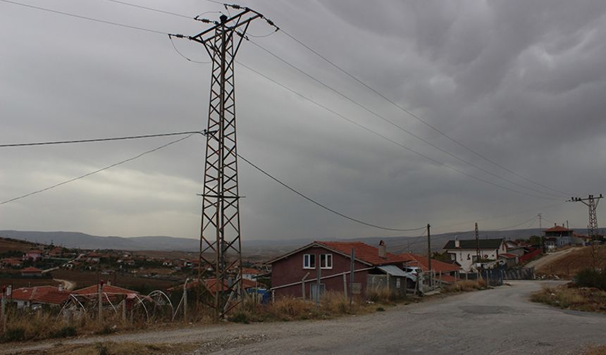 Bağlarda sokak lambaları yanmıyor, hırsızlık kol geziyor