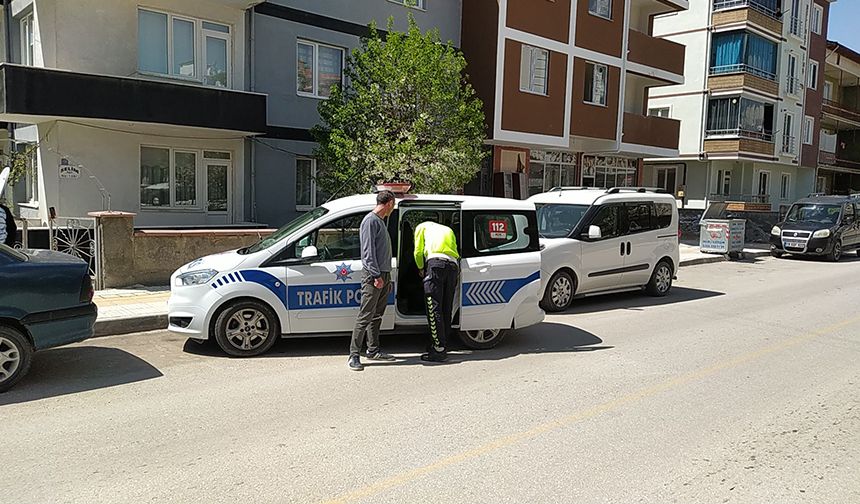 Çorum'da otomobil çocuğa çarptı, hayati tehlikesi devam ediyor!