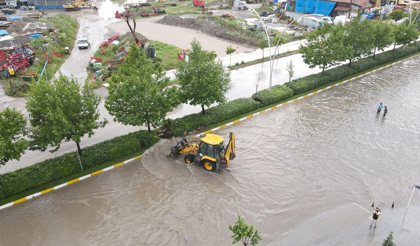 Çorum'da afet düzeyinde kuvvetli yağış!