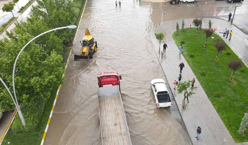 Çorum'da 245 ev ve işyeri sular altında kaldı