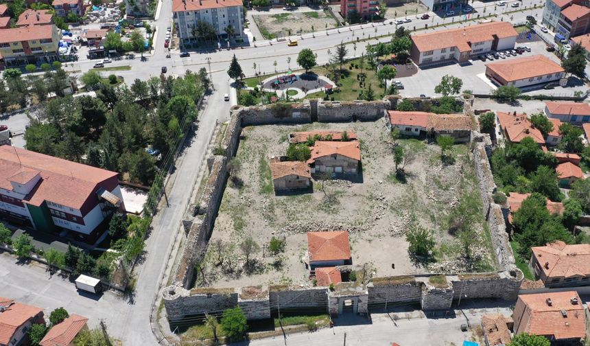 Çorum Kalesi’nin restorasyon ihalesi yapıldı