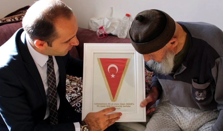 Hüseyin Amca Cumhuriyetle aynı yaşta!