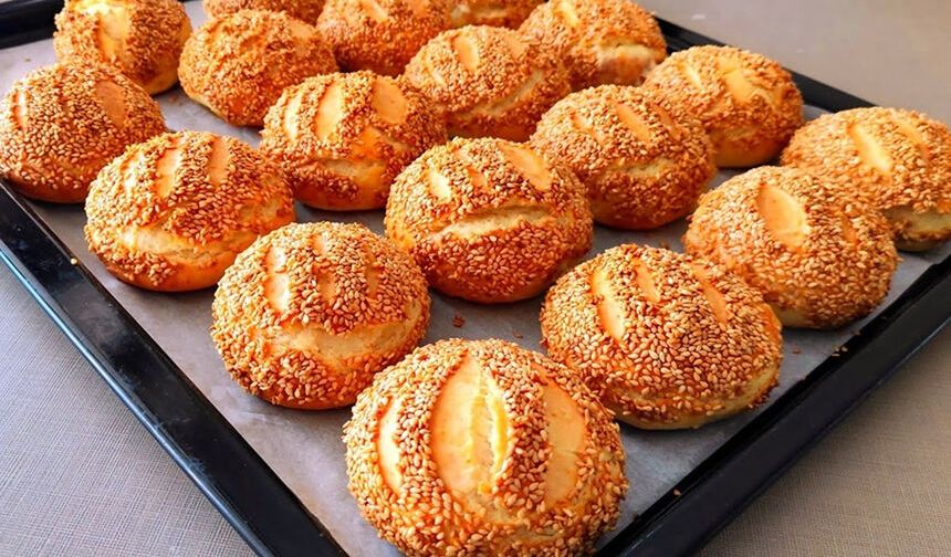 10 Dakikada Pastane Lezzeti: Bu Simit Poğaça Tarifiyle Sofralar Şenleniyor!