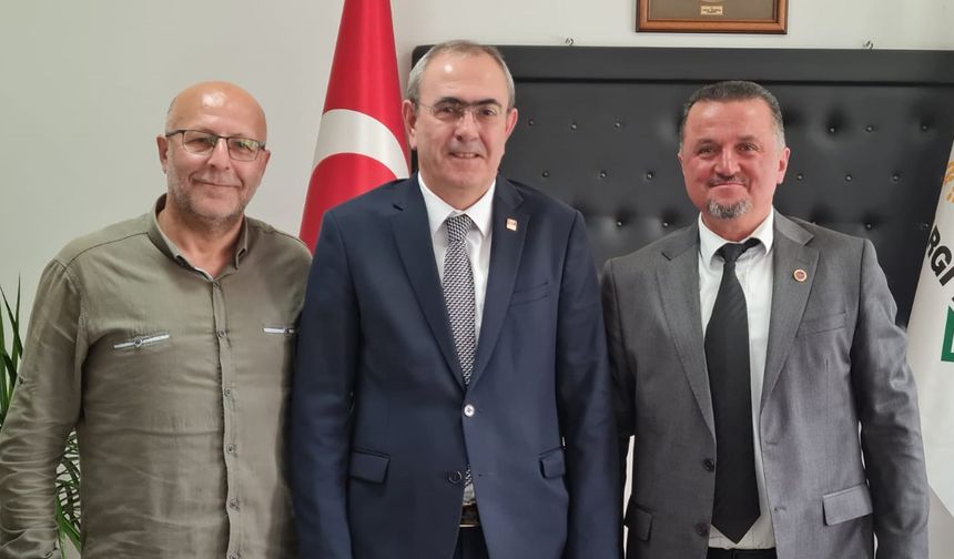 Çöphüseyinoğlu, CHP’li başkanları kutladı