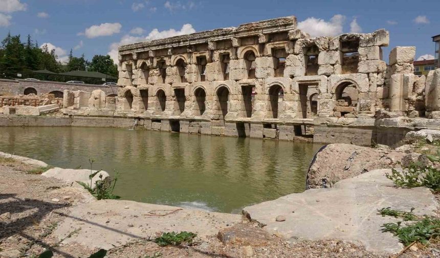 Yozgat'ta 2 Bin Yıllık Roma Hamamı Yeniden Turizme Kazandırıldı!