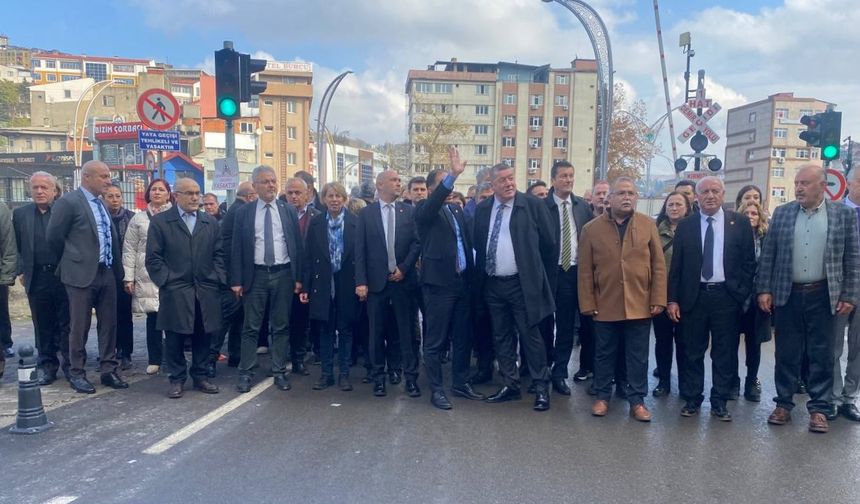 Zonguldak Belediye Başkanı Erdem'e "hakaret" iddiasıyla gözaltına alınan zanlı tutuklandı