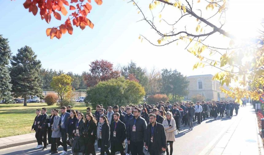 Bursalı 550 genç, Anıtkabir’de