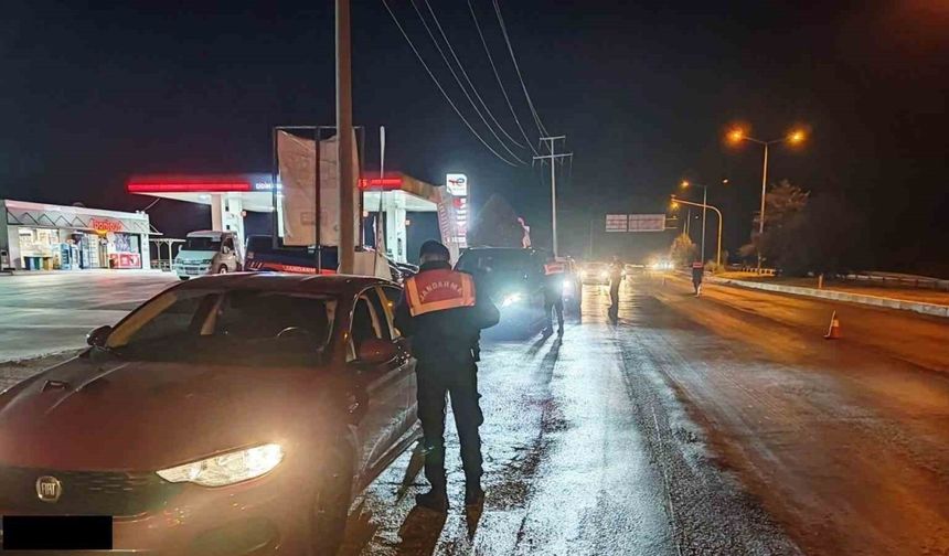 Didim jandarmasından ’sıcak nokta’ uygulaması