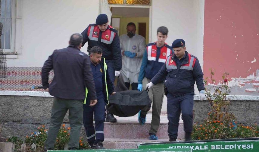 Kırıkkale’de şizofren hastası dehşet saçtı: Eniştesini öldürdü, annesini ağır yaraladı